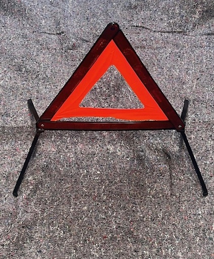 [4699008] Warning Triangle (Clearance)